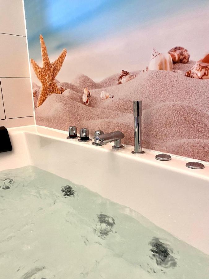 Kaiserliche Hofpost, Mit Whirlpool Und 2 Terrassen シュライデン エクステリア 写真